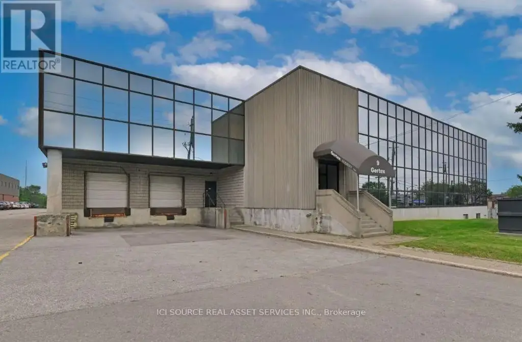 1-6 - 9 Densley Avenue, Toronto (Brookhaven-Amesbury)